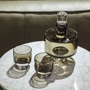 Juego de Vasos de Cristal Azul Tinta Ferland, Vasos Únicos Color Rojo Vino para Bodas - Product Image 4