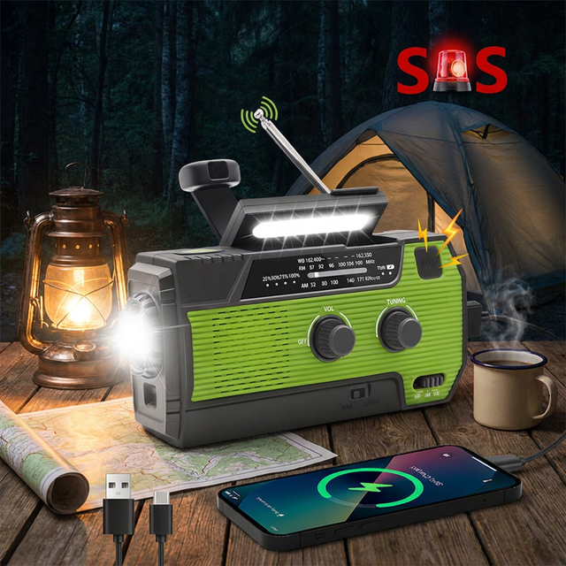 Emergency Solar Crank Power Bank with Smart Phone Charger Solar Panel Radio AM/FM/NOAA Emergency Radio Am Fm Battery