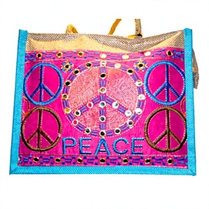 กระเป๋าโท้ทปักลาย LOWELL CRAFT ทำจากผ้าปอกระเจา พร้อมซับในผ้าฝ้ายลาย Peace และแบบเปิดปิด - กระเป๋าสะพายข้างผู้หญิงสุดเก๋สำหรับนักศึกษา - Product Image 1