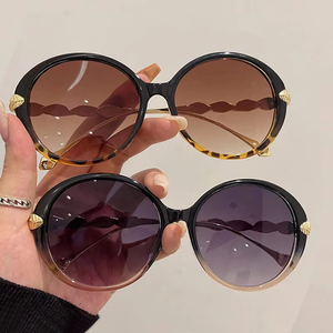 Gafas de Sol Redondas Vintage para Mujer, Marca 2025, Alta Calidad, Protección UV400, Modelo 5095, Hechas en China - Product Image 2