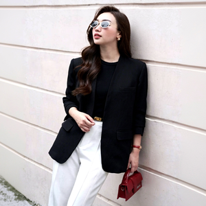 Blazer tailleur professionnel pour femme, col cranté, tissé uni, anti-plis, ouvert sur le devant, idéal pour le bureau, vente en gros, personnalisable Hagoo - Product Image 1