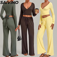 Ensemble de sport pour femme avec crop top sexy à col en V profond et manches longues, pantalon décontracté à jambe large et droite, ensembles de yoga et fitness pour femme, logo personnalisé