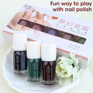 Juego de Esmaltes de <span class=keywords><strong>Uñas</strong></span> KUDAN OEM de Alta Calidad, Esmalte de <span class=keywords><strong>Uñas</strong></span> Desprendible en 5 Colores, Profesional, <span class=keywords><strong>Halal</strong></span> - Product Image 1