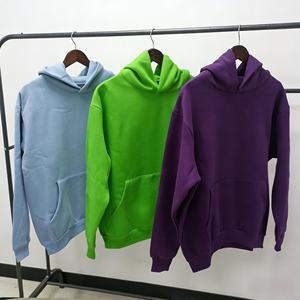 Sudadera con Capucha para Hombre de Alta Calidad, 100% Algodón, Estilo Urbano, Gruesa de 450 g/m², con Estampado Puff Spiderring - Product Image 1