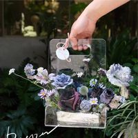 Sac à fleurs artisanal haut de gamme, boîte d'emballage portable en acrylique transparent pour fleurs séchées immortelles avec poignée et finition vernie