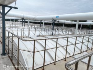 Usine <span class=keywords><strong>de</strong></span> traitement des eaux usées anti-corrosion <span class=keywords><strong>Plaque</strong></span> <span class=keywords><strong>de</strong></span> couverture <span class=keywords><strong>de</strong></span> réservoir d'eaux usées en fibre <span class=keywords><strong>de</strong></span> verre FRP avec surface lisse <span class=keywords><strong>de</strong></span> coupe en flexion - Product Image 4