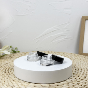 Personalizado 100ML 150ML 200ML Resistente a los niños Flor negra brillante Embalaje Frasco de vidrio con tapa CR - Product Image 1