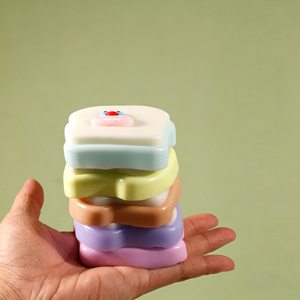Jouet anti-stress en caoutchouc souple à montée lente, style pain grillé, pour soulager l'anxiété, pour enfants et adultes, porte-clés - Product Image 4