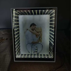 Cabina DE FOTOS LED 3 en 1 moderna personalizada, espejo mágico luminoso con luces de noche de cristal cuadradas para sala de estar, lámpara de tamaño medio - Product Image 2