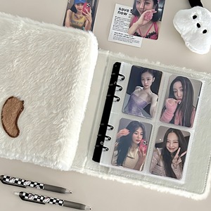 Album de cartes A6 pliable en PVC de haute qualité à quatre grilles pour collection et rangement d'idoles et d'animaux mignons (chiots et chats) - Product Image 4