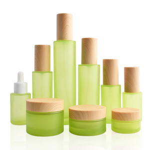 Ensemble de flacons de <span class=keywords><strong>lotion</strong></span> de luxe vert givré avec pompe, personnalisables, 100 ml, et pots cosmétiques en verre givré avec couvercle en bambou, 30 ml, 60 ml, 120 ml, 10 g, 30 g, 50 g - Product Image 1