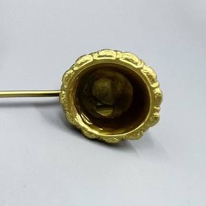 Spegnicandela Ebraico Placcato Argento all'Ingrosso per Candelabri di Shabbat, in Lega di Zinco con Manico Lungo - Product Image 3