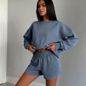 Ensemble de survêtement 2 pièces pour femme : pull décontracté à col rond et manches longues en maille de haute qualité et short taille haute à cordon de serrage - Product Image 2