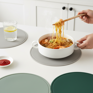 Sous-<span class=keywords><strong>plat</strong></span> en silicone multi-usages, rond <span class=keywords><strong>de</strong></span> 16 cm, résistant à la chaleur, avec support antidérapant en nid d'abeille - Product Image 2