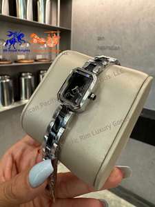 Montre connectée élégante ultra-luxe pour femme, bracelet en cuir 22 mm, ultra-fine, avec suivi de l'oxygène sanguin, résistante à l'eau, phase de lune, couronne en alliage - Product Image 5