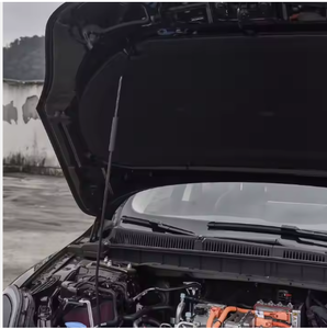 Le <span class=keywords><strong>E</strong></span>-Qm5 Hongqi est un véhicule électrique de luxe chinois bon marché pouvant parcourir <span class=keywords><strong>450</strong></span> kilomètres à une autonomie de 100 kilowatts - Product Image 2