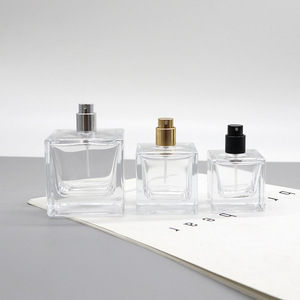 Botella de Perfume Cuadrada de Vidrio de 30 ml para Rellenar, Venta al por Mayor - Product Image 4