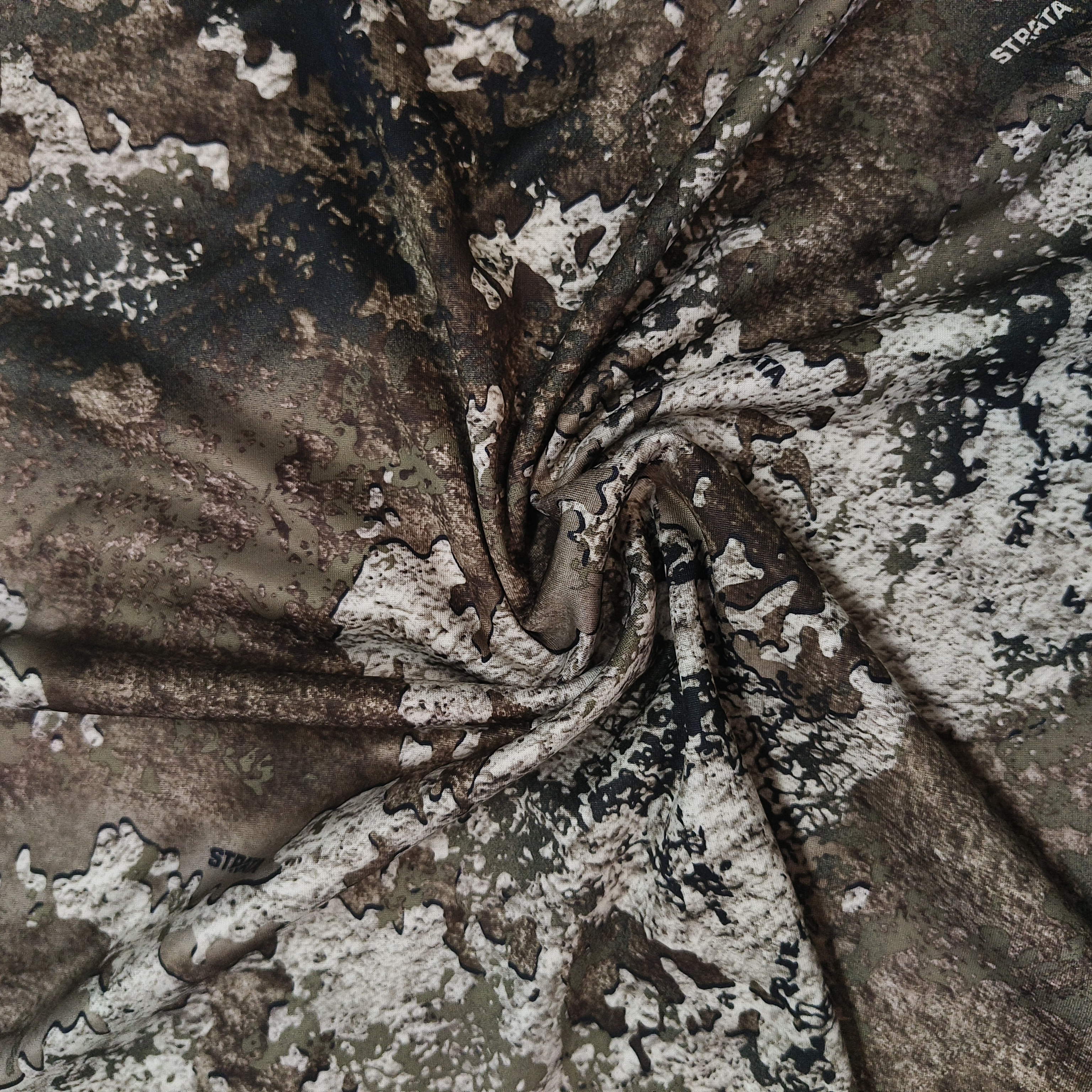 MereSports Organic Breathable Merino Wool and Nylon Knit Fabric Wicking Printed Sports Hunting Jacket Dyed Pattern for Outdoors