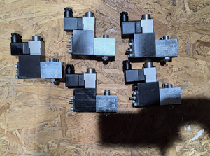 Vanne directionnelle proportionnelle hydraulique PMVP 4-43G 2 PMVP 4-41-G24 PMVP 4-42-G24 PMVP 5-44G24 PMVP 4-43/G 24 PMVP 5-44-G24 - Product Image 1
