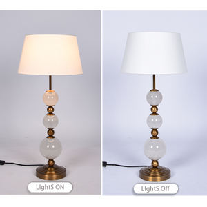 Lámpara de Mesa de Cristal Blanco Natural con Base de Metal, Moderna y Ecológica, con Bombilla LED E26, para Mesita de Noche o Sala de Estar - Product Image 4