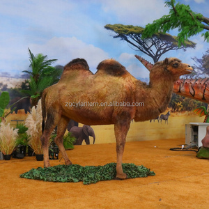 Modèle de chameau animatronique grandeur nature, réaliste, en silicone, avec fourrure animale et effets sonores, pour centre commercial, salon professionnel, stand d'exposition - Product Image 1