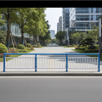 Barrière piétonne de protection contre les impacts, de qualité supérieure, prix usine, en métal, pour trottoirs municipaux, de qualité ingénierie, avec protection réfléchissante