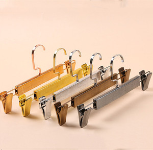 <span class=keywords><strong>Cintre</strong></span> en plastique PP <span class=keywords><strong>personnalisé</strong></span> avec logo, antidérapant, pour salle de bain, robe de mariée, veste, costume homme, manteau - Product Image 6