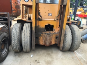 TCM 8 Ton <b>Used</b> Diesel Forklift 4WD Solid Tire Rough Terrain Heavy Duty Forklift Truck From USA - Product Image 5