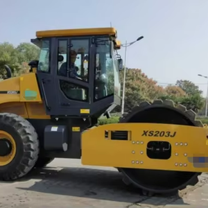 Nueva Aplanadora de un Solo Tambor de 128KW XS203J, Compactadora de Suelo de 20 Toneladas para Construcción de Carreteras, en Stock - Product Image 1