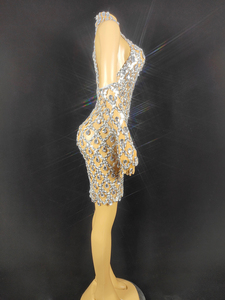 Artículos de Venta Caliente 2026, Vestido de Graduación con Cristales Brillantes, <span class=keywords><strong>Vestidos</strong></span> de Cóctel 2026, <span class=keywords><strong>Vestidos</strong></span> <span class=keywords><strong>Cortos</strong></span> Plateados para Mujer - Product Image 2