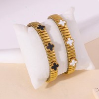 Nouveau Style Bracelet Bague Ensemble Époxy Trèfle Goutte À Goutte Glaçure Conception En Acier Inoxydable Bracelet Extensible Bijoux De Mode En Gros