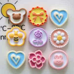 Drop oil Rose Bee DIY Children's rope hair clip Handmade materials shoe buckle accessories beads plastic resin charms