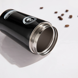 300ml Hochwertige Werbeartikel Gut gestaltete Kaffeetasse Kegelförmige Vakuum Designer beschichtete Kaffeetasse mit Deckel