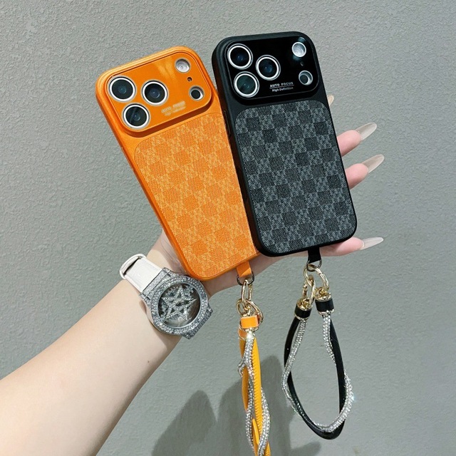 For iphone 16 Pro Max Phone case Stylish Plaid Pattern Phone Case with Wrist Lanyard for iphone 16 Pro Cover case
