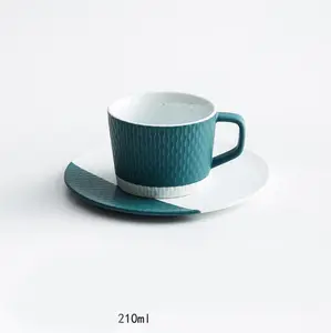 kopi mug warna hijau Suppliers-2020 Diskon Besar Mug Keramik Cangkir Kopi Bulan Warna Merah/Hijau/Kuning Harga Pabrik Periuk