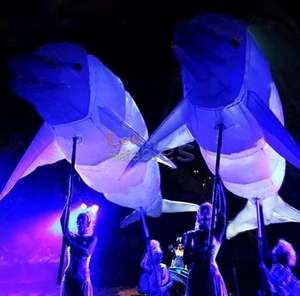 Luz LED para caminar, marioneta de delfín Rosa inflable, Animales Marinos de mano, globos de delfín inflables para espectáculo de desfile de Carnaval - Product Image 5