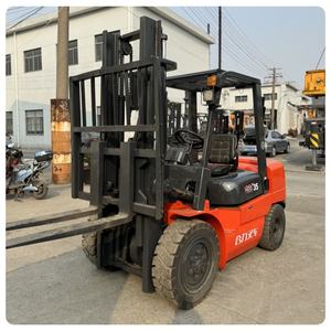 Montacargas Heli de 3 Toneladas ATEX LPG Modelo LGP30 |   Plataforma Elevadora a Prueba de Explosiones con Altura de Elevación de 6000 mm para Puertos de Oriente Medio y Bases Energéticas Rusas - Product Image 1