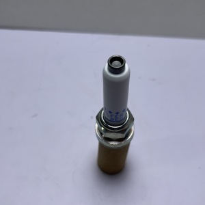 Свечи зажигания PLFER7A8EG 94833 с лазерной сваркой и двойным платиновым напылением для Audi A4: высокая эффективность зажигания, длительный срок службы - Product Image 4