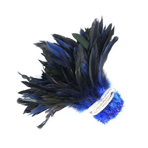 Venta al por Mayor de Plumas Naturales de Gallo de 6-8 Pulgadas (15-20 cm), Plumas de Cola de Gallo Teñidas en Varios Colores, Marca Xinyuling, Origen China, para Manualidades - Product Image 6