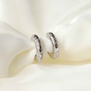 Gioielli da donna S925 <span class=keywords><strong>orecchini</strong></span> a bottone in argento placcato <span class=keywords><strong>oro</strong></span> 24K senza <span class=keywords><strong>mezzaluna</strong></span> con stella in zircone per impilamento quotidiano - Product Image 4