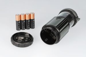 Lanterne de camping rechargeable à LED, 195 lumens, 6000K, lumière du jour, certifiée IP65, durable, alimentée par 4 piles AA, pour l'éclairage extérieur - Product Image 3