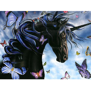 Алмазная живопись «Черная лошадь и бабочки» - Product Image 1