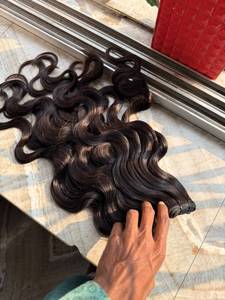 Extensiones de Cabello Humano Natural Virgen de Alta Calidad con Textura Ondulada, Diseño Moderno, de un Solo Donante del Sur de la India, a Granel - Product Image 5