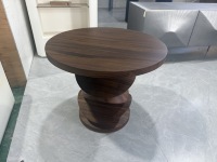 Table d'appoint sculpturale en bois massif empilable, table d'appoint ronde moderne de luxe pour le salon, table d'appoint décorative avec rangement