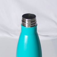 Bouteille d'eau de sport isolée sous vide en acier inoxydable personnalisée bouteille thermos d'extérieur bouteille d'eau en métal pour le camping et le voyage