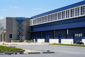 Entrepôt moderne <span class=keywords><strong>en</strong></span> structure acier PEB sur mesure avec conception <span class=keywords><strong>à</strong></span> portée libre et résistance sismique pour ateliers - Product Image 4
