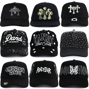 หมวกเบสบอล HBA54 รุ่นใหม่ 5 แผง ผ้าคอตตอนผสมหนังกลับ ปักโลโก้ขนาดใหญ่ด้วยคริสตัล งานพรีเมียม ทรงแข็ง สีดำ - Product Image 1