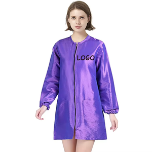 Giacca Impermeabile con Cerniera e Logo Personalizzato per Parrucchieri, Grembiule Nero con Bottoni a Pressione per Barbieri, Mantella per Stilisti - Product Image 6