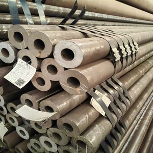 Надежный поставщик: Бесшовная труба из углеродистой стали (CS) для нефтепродуктов, на заказ, горячекатаная, с толстыми стенками, для котлов, гибочная - Product Image 6