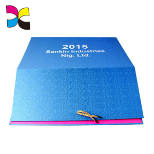 Venta al por mayor profesional de impresión personalizado 2020 Saddle Stitch llegada semanal mensual calendario de pared - Product Image 3